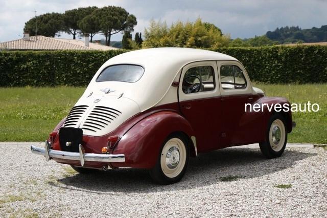 Renault 4CV R1062 Sport