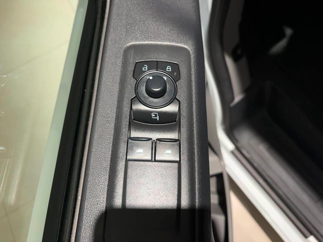 Ford Transit Custom V710 V710 320 2.0 ecoblue 136cv Trend L1H1