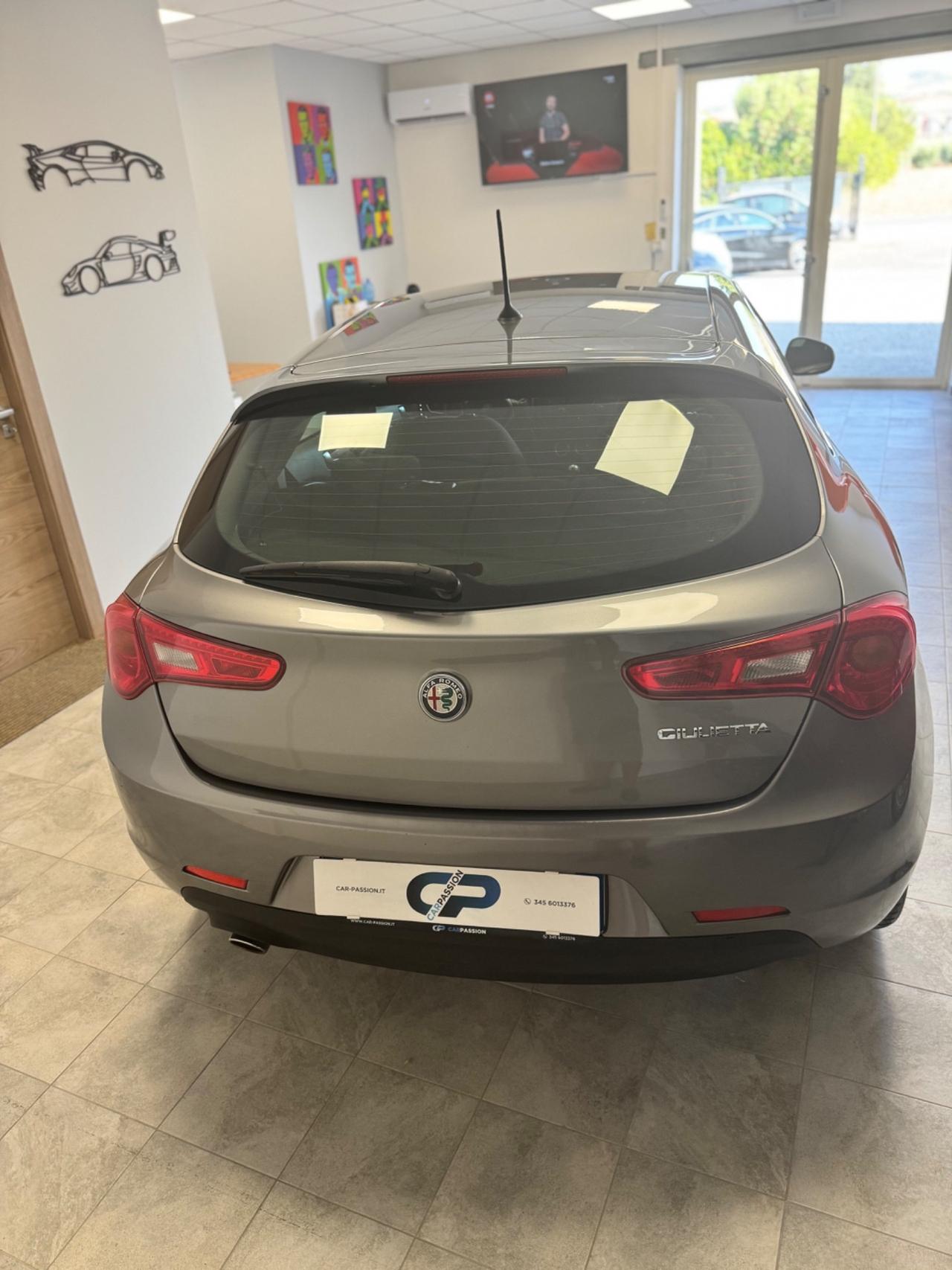 Alfa Romeo Giulietta 1.6 JTDm-2 120 CV Distinctive