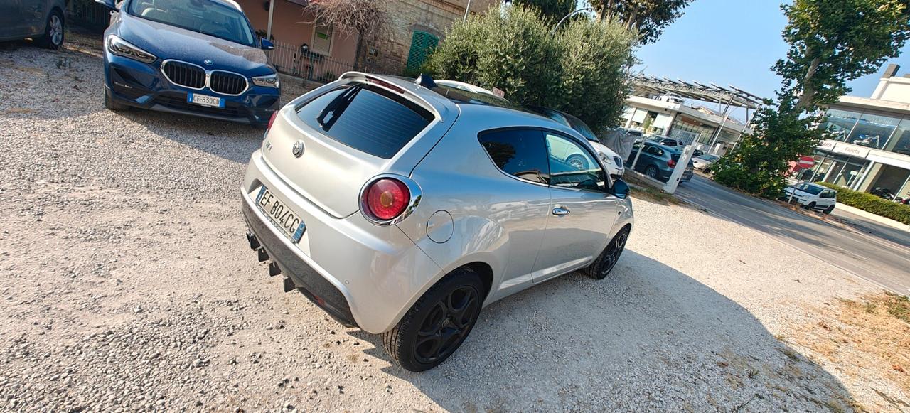 Alfa Romeo MiTo 1.3 JTDm 16V 90 CV Distinctive Sport Pack