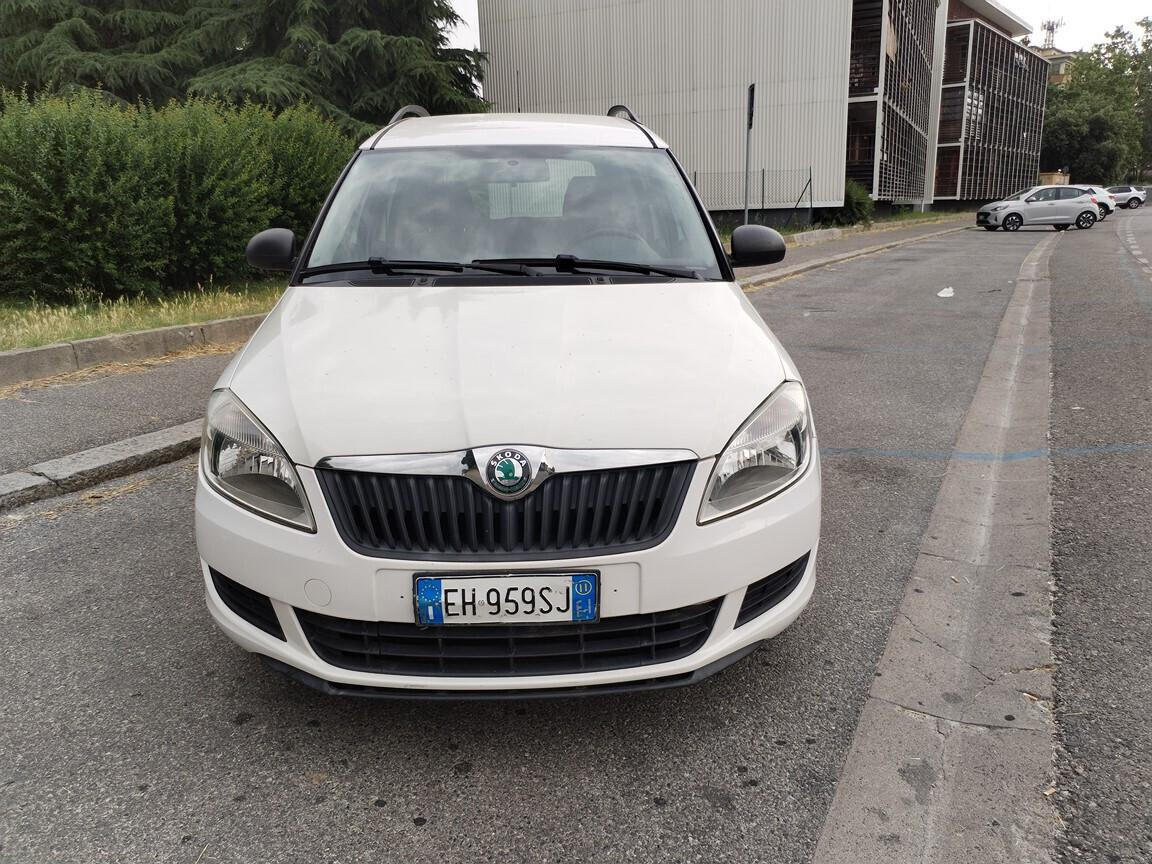 Skoda Roomster 1.2 70CV 2011 KM 162000