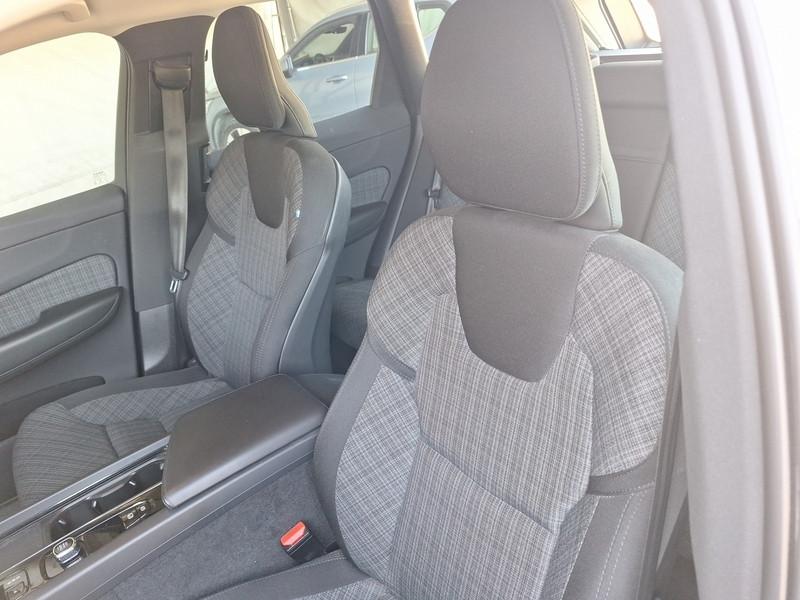 VOLVO XC60 B4 AUTOMATICO CORE SUV