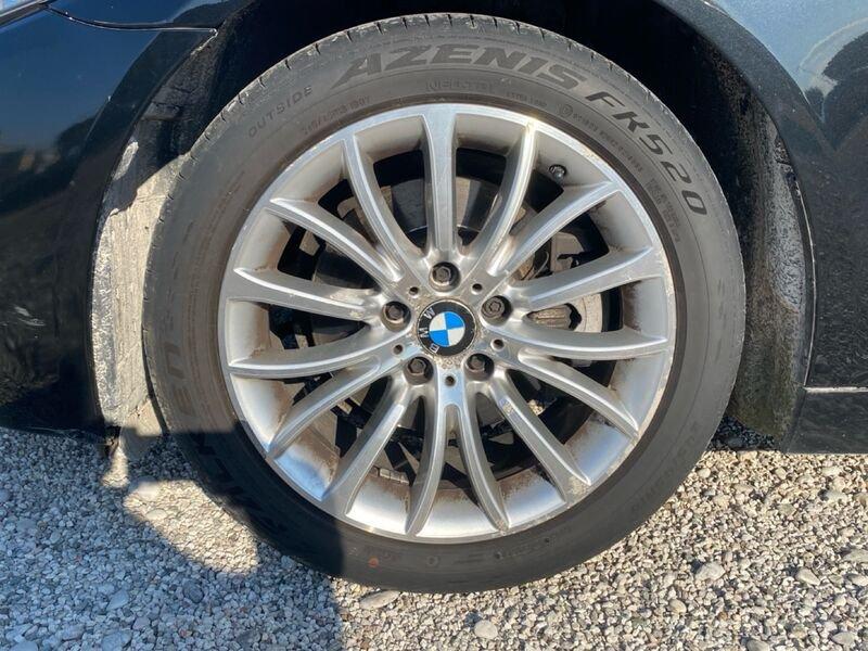 BMW Serie 5 520d xDrive Luxury Touring automatica 190 CV