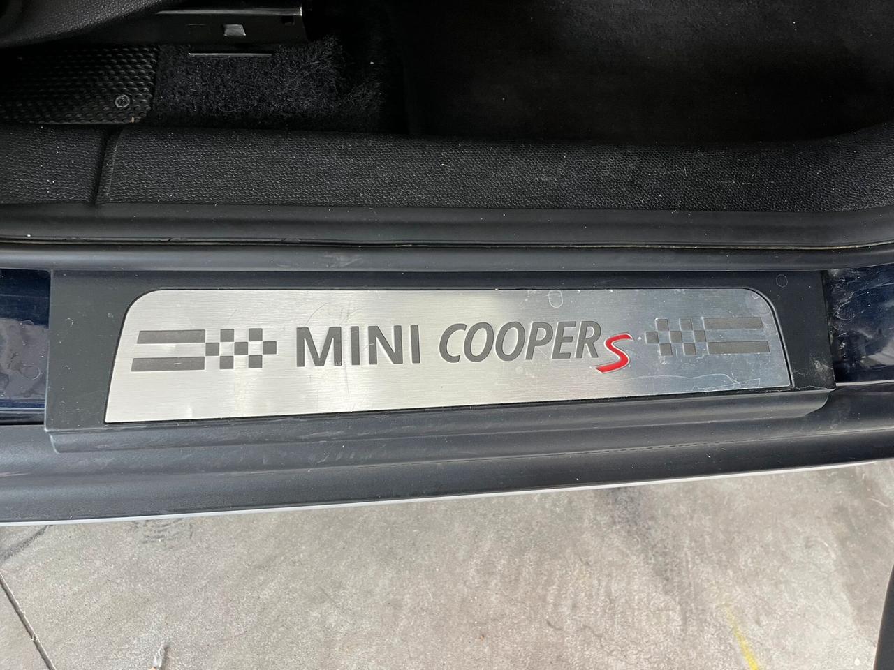 Mini Cooper 2.0 Cooper SD ALL4 automatica