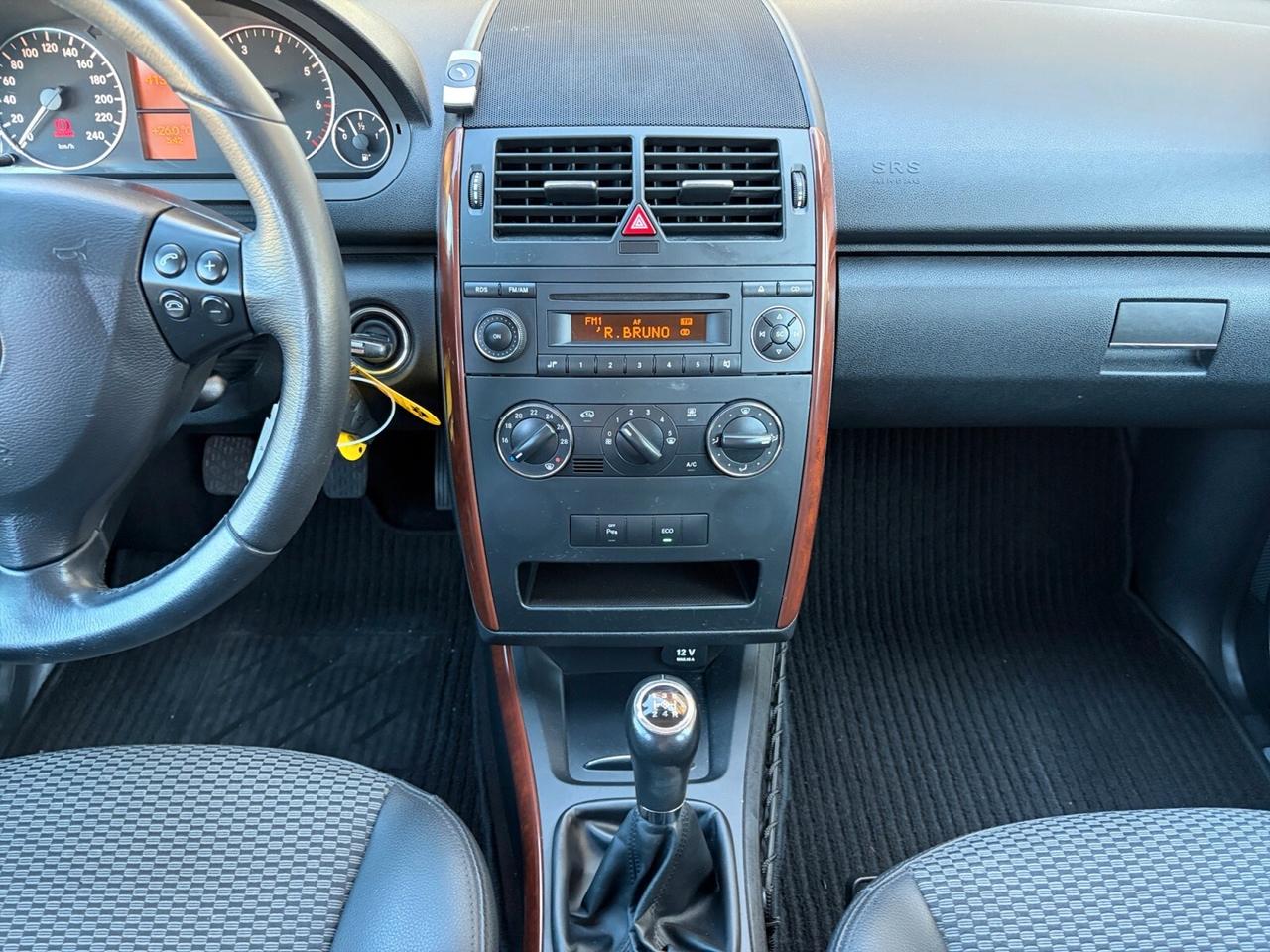 Mercedes-benz A 160 150 Elegance 1 PROPIETARIO