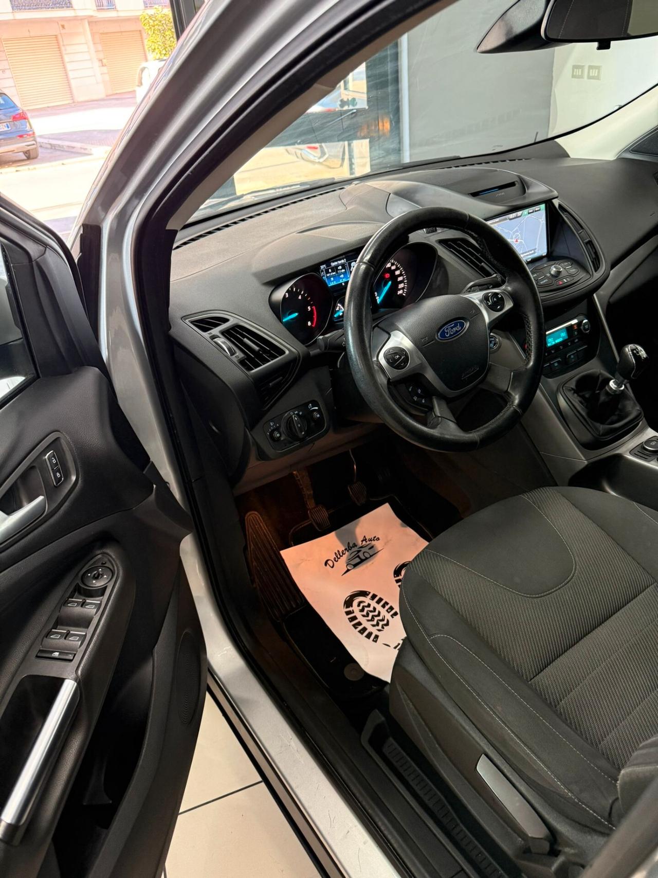 Ford Kuga 2.0 TDCI 120 CV S&S 2WD Titanium