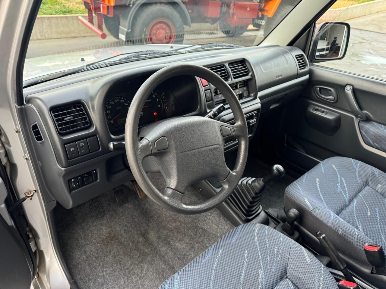 Suzuki Jimny 1.3i 16V cat 4WD JLX