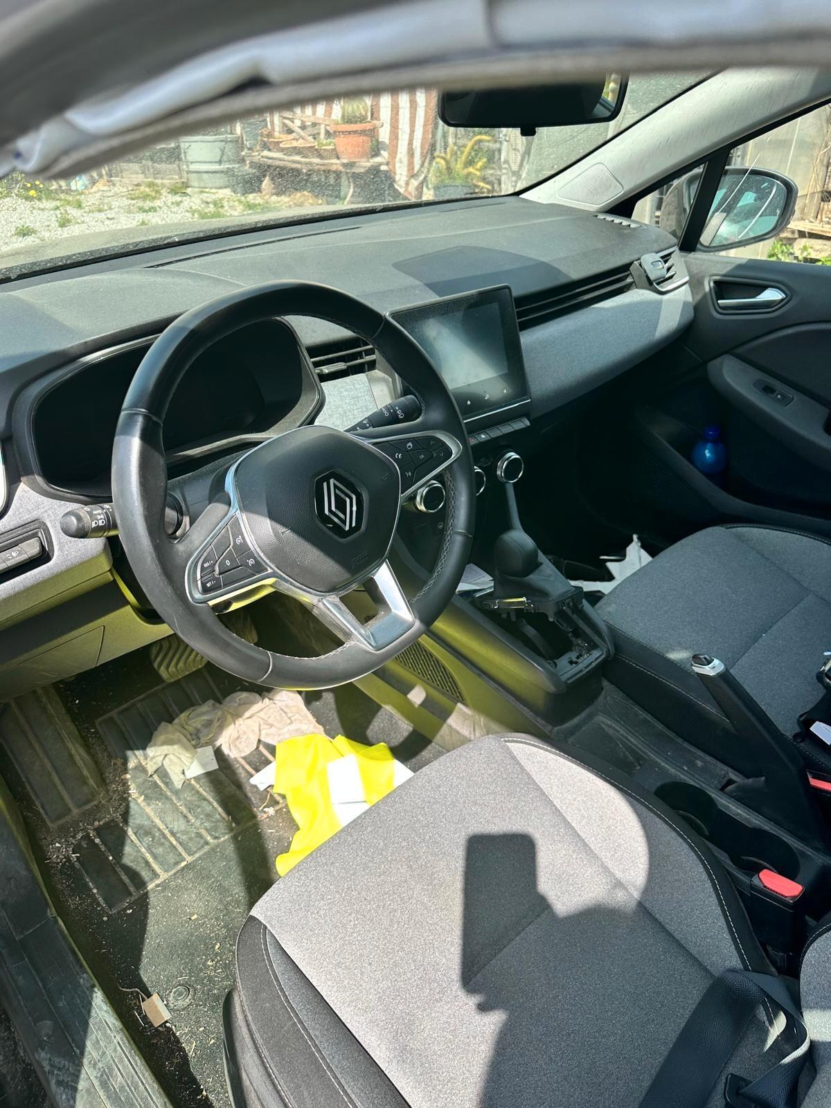 Renault Clio 1.6 Hybrid 145 CV 5 porte 2024 Automatica