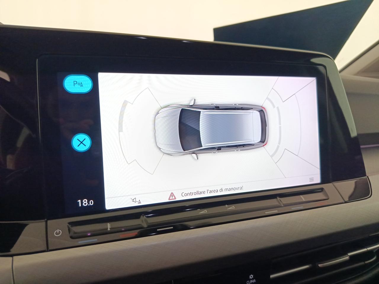 VOLKSWAGEN Golf 8ª serie - Golf Variant 1.0 eTSI EVO DSG Life