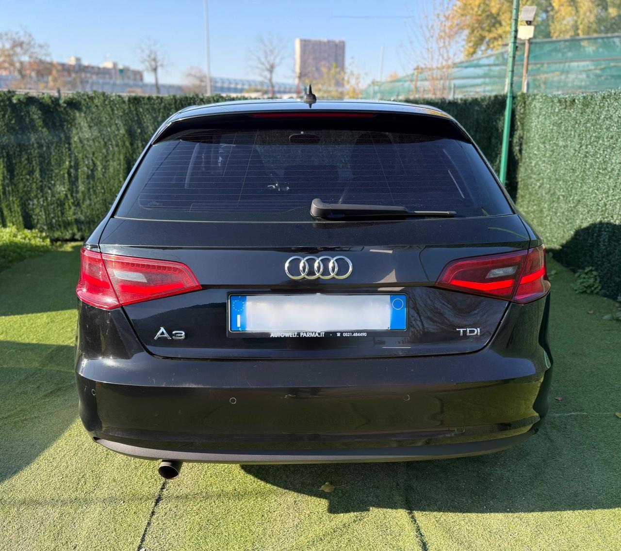 Audi A3 2014 1.6 DIESEL NEOPATENTATI FARI LED NAVI FULL
