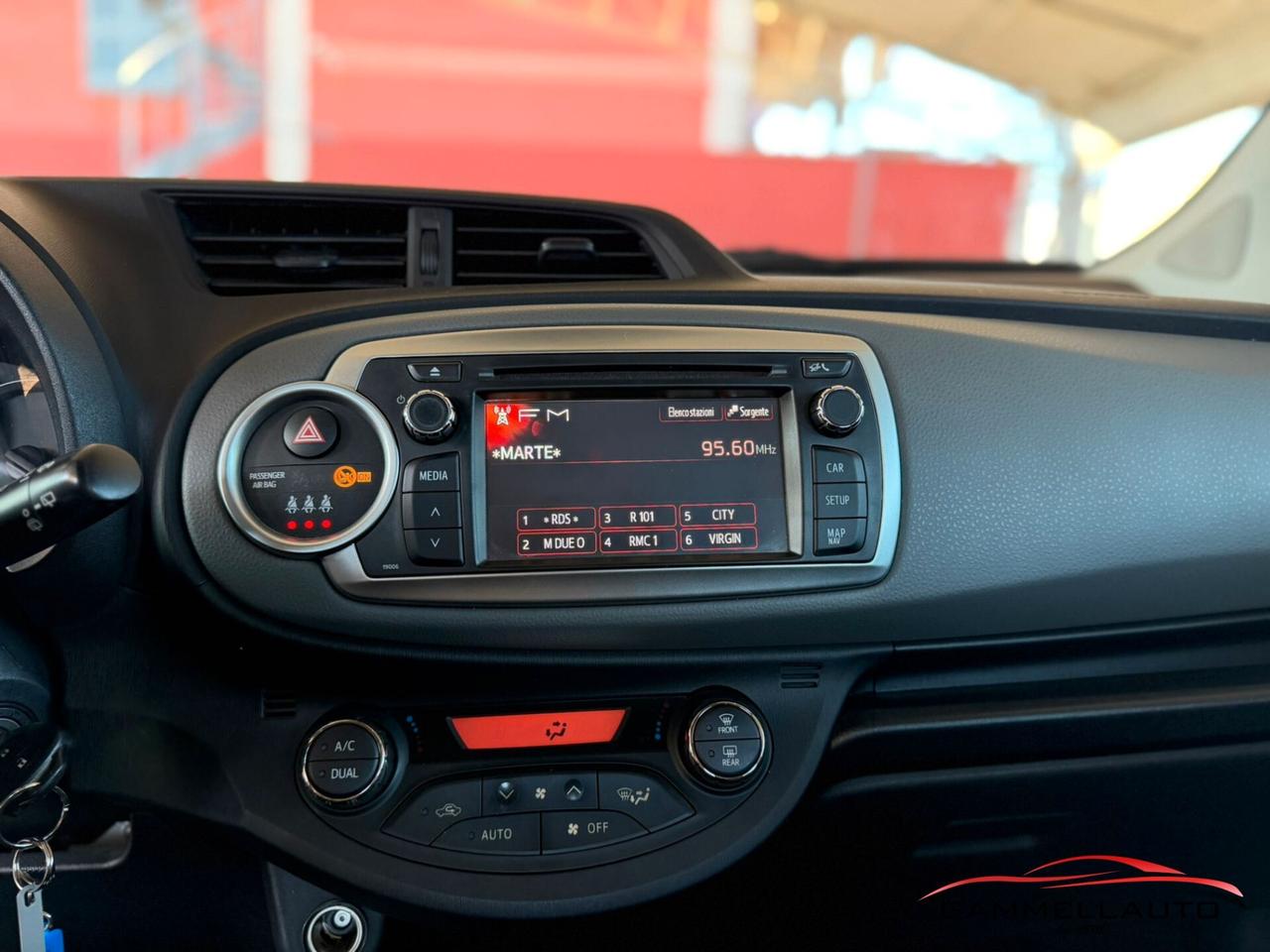 Toyota Yaris 1.0 Lounge 69cv