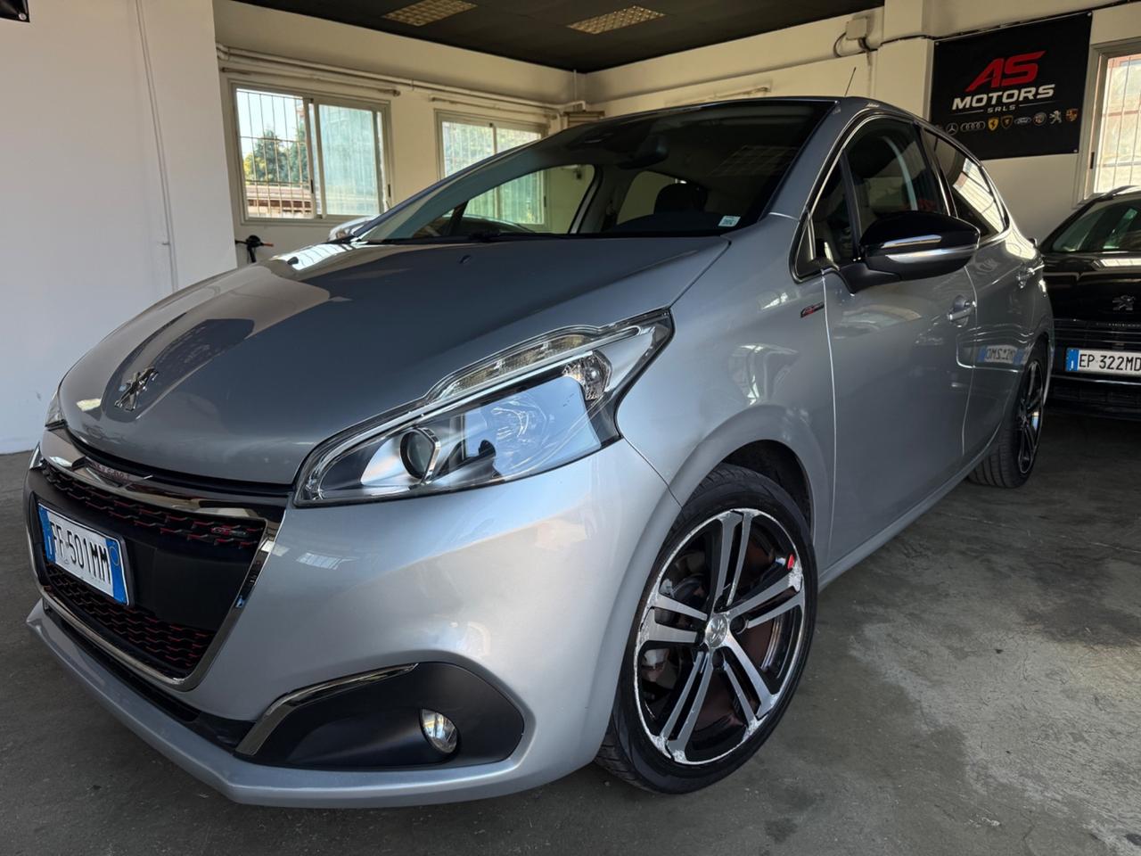 Peugeot 208 BlueHDi 5 porte GT Line