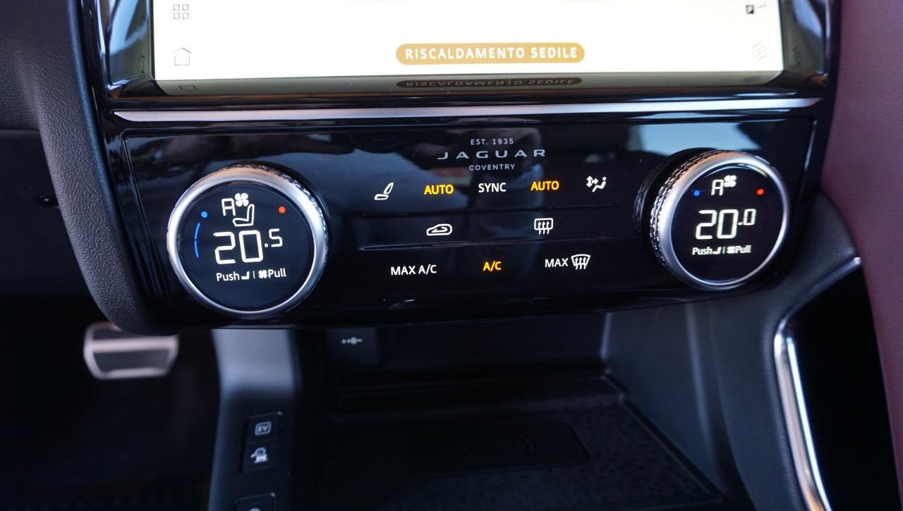Jaguar E-Pace 1.5 i3 phev R-Dynamic HSE awd 309cv auto