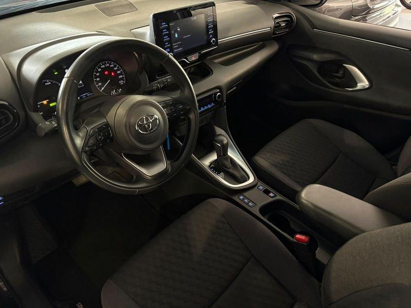 Toyota Yaris Hybrid Active MY21