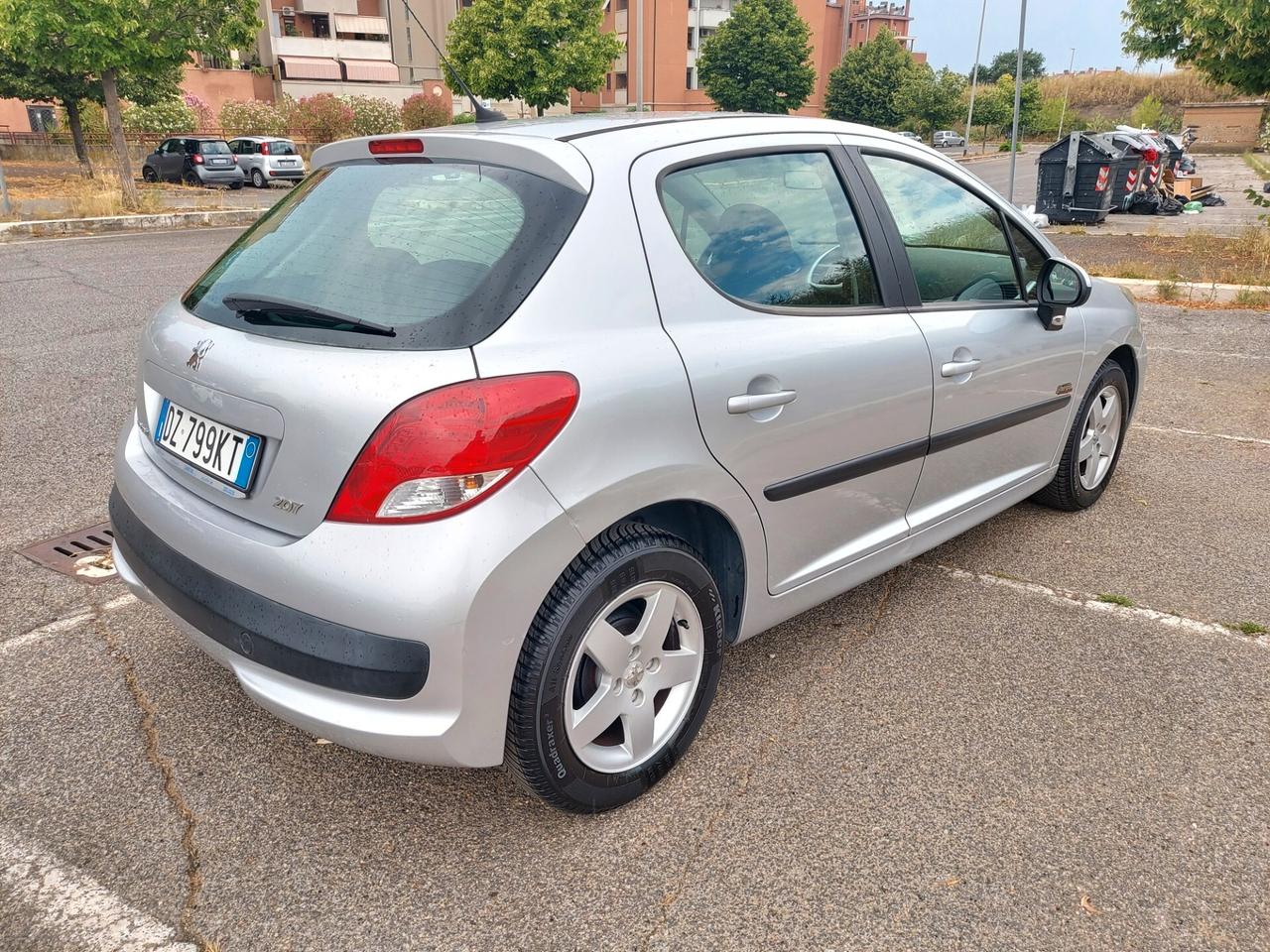 Peugeot 207 1.4 8V 75cv GPL Rinnovato