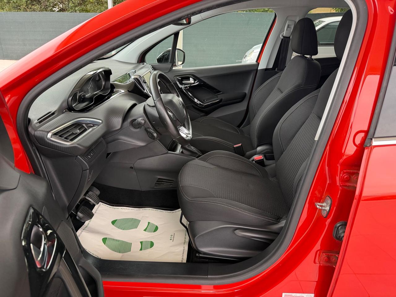 Peugeot 208 BlueHDi 75 5 porte Allure