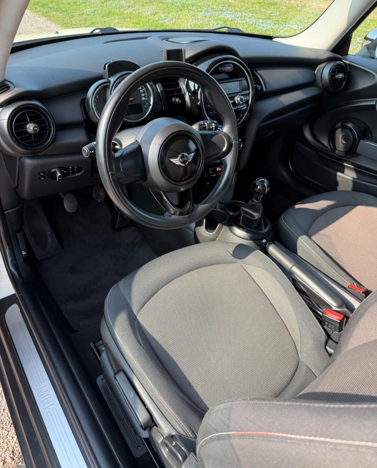 MINI COOPER ONE 1.2 BENZINA NEOPATENTATi F56