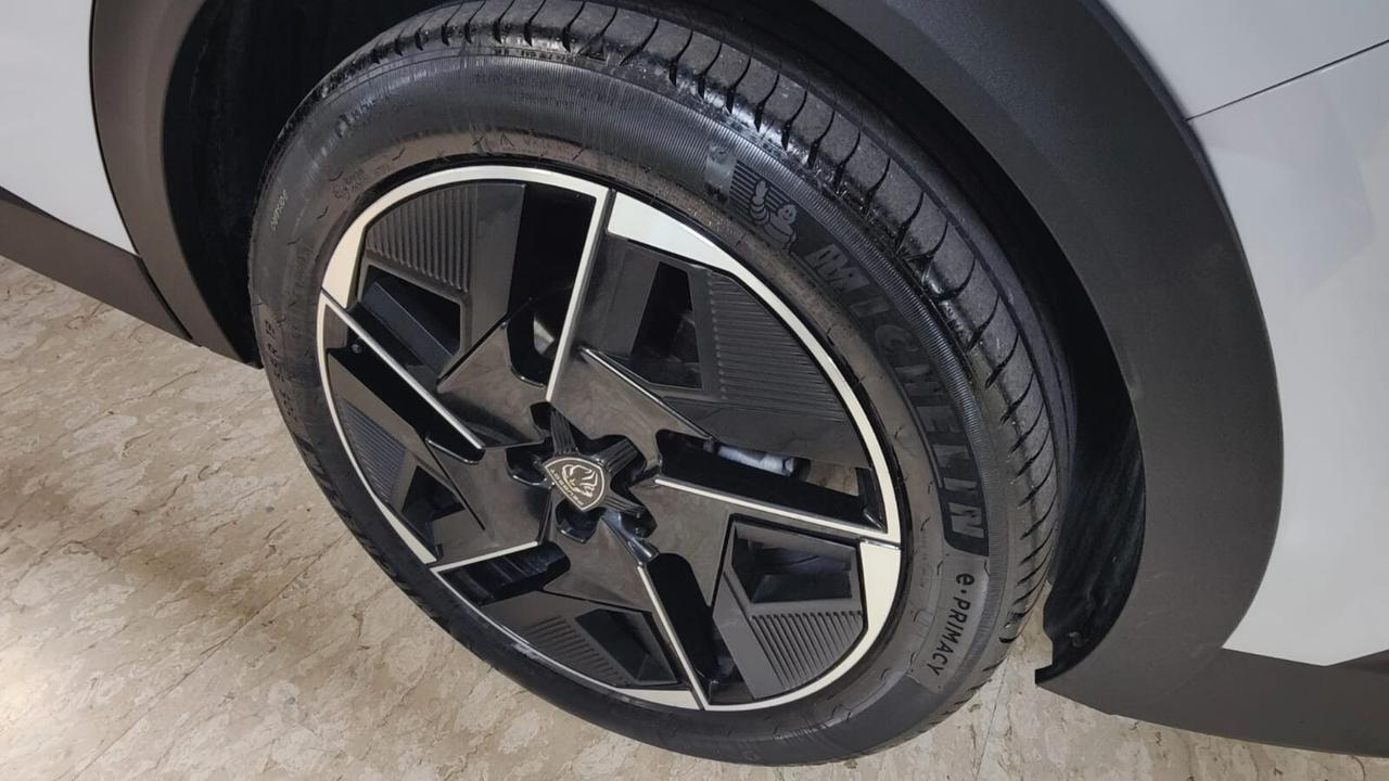 Peugeot 408 130 EAT8 GT