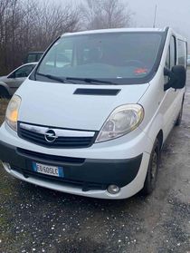 OPEL VIVARO VAN 2.5 CDTI 6 POSTI GANCIO TRAINO