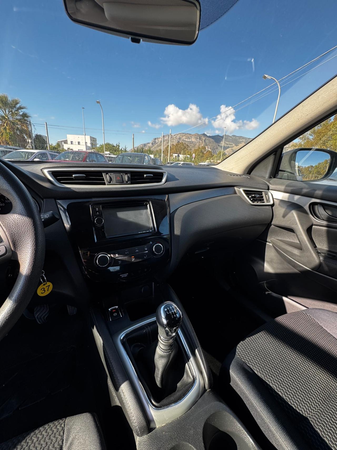 Nissan Qashqai 1.2 DIG-T N-Connecta