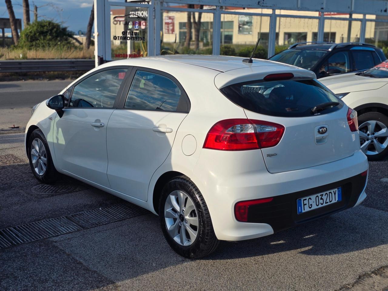 Kia Rio 1.4 CRDi 90CV 5 porte Cool