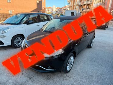 Lancia Ypsilon 1.2 69 CV 5 porte Gold