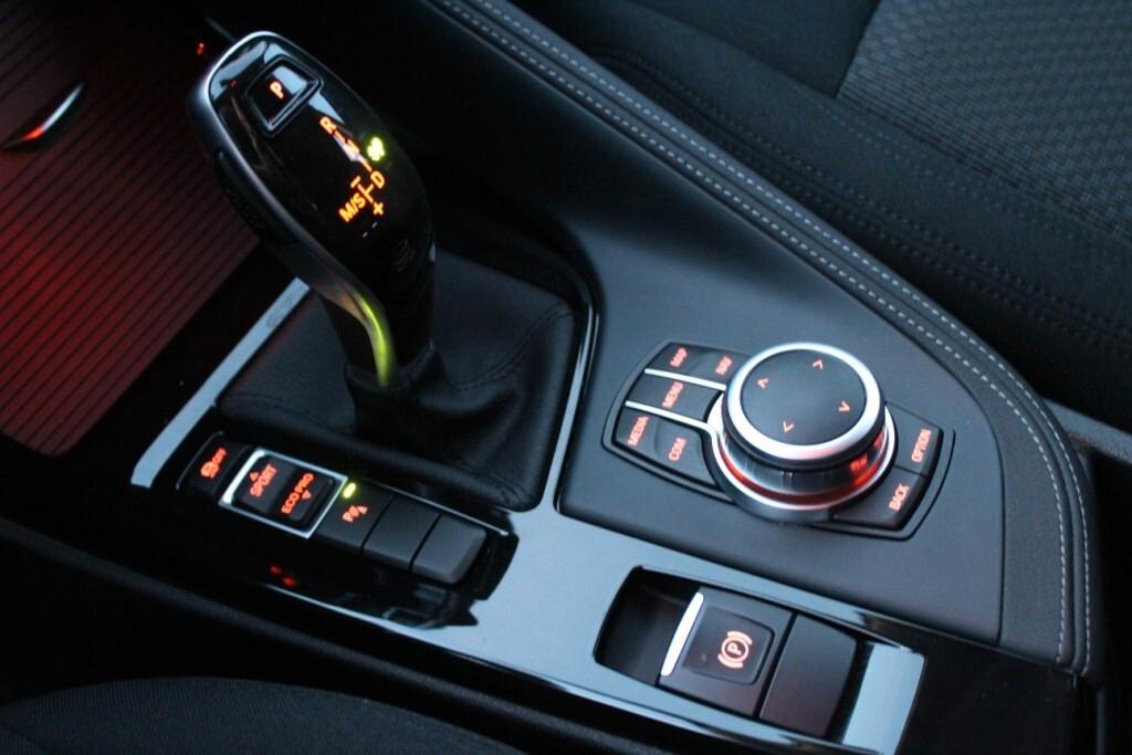 BMW X2 sDrive 18d Automatic *FULL LED