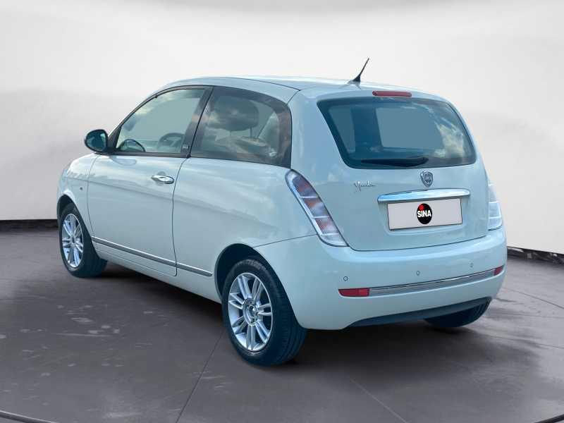 LANCIA Ypsilon 1.2 8v Diva 69cv