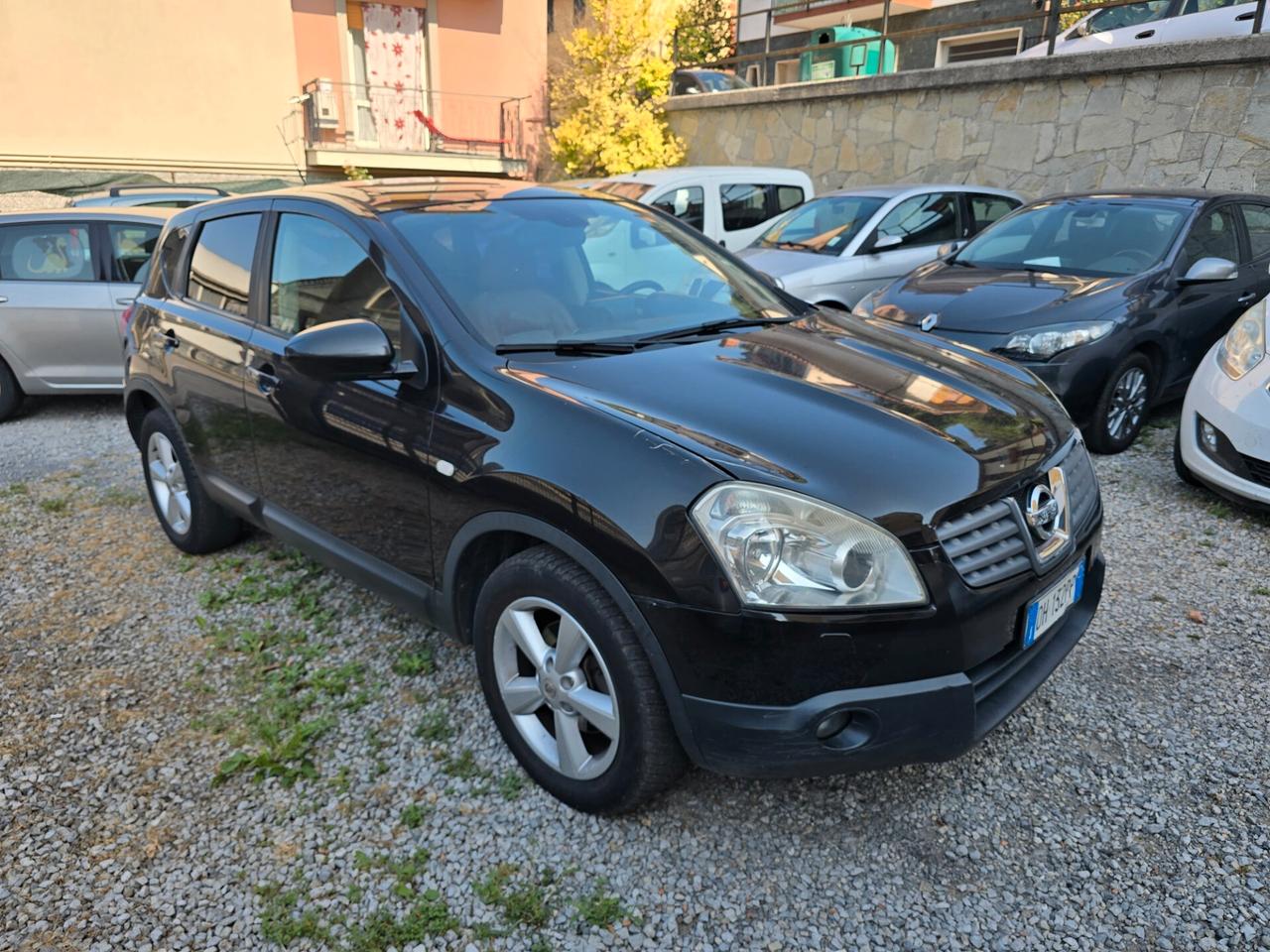 Nissan Qashqai 2.0 dCi DPF Visia 4x4