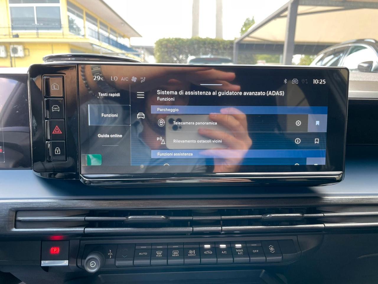 Lancia Ypsilon Hybrid e-DCT Edizione Cassina