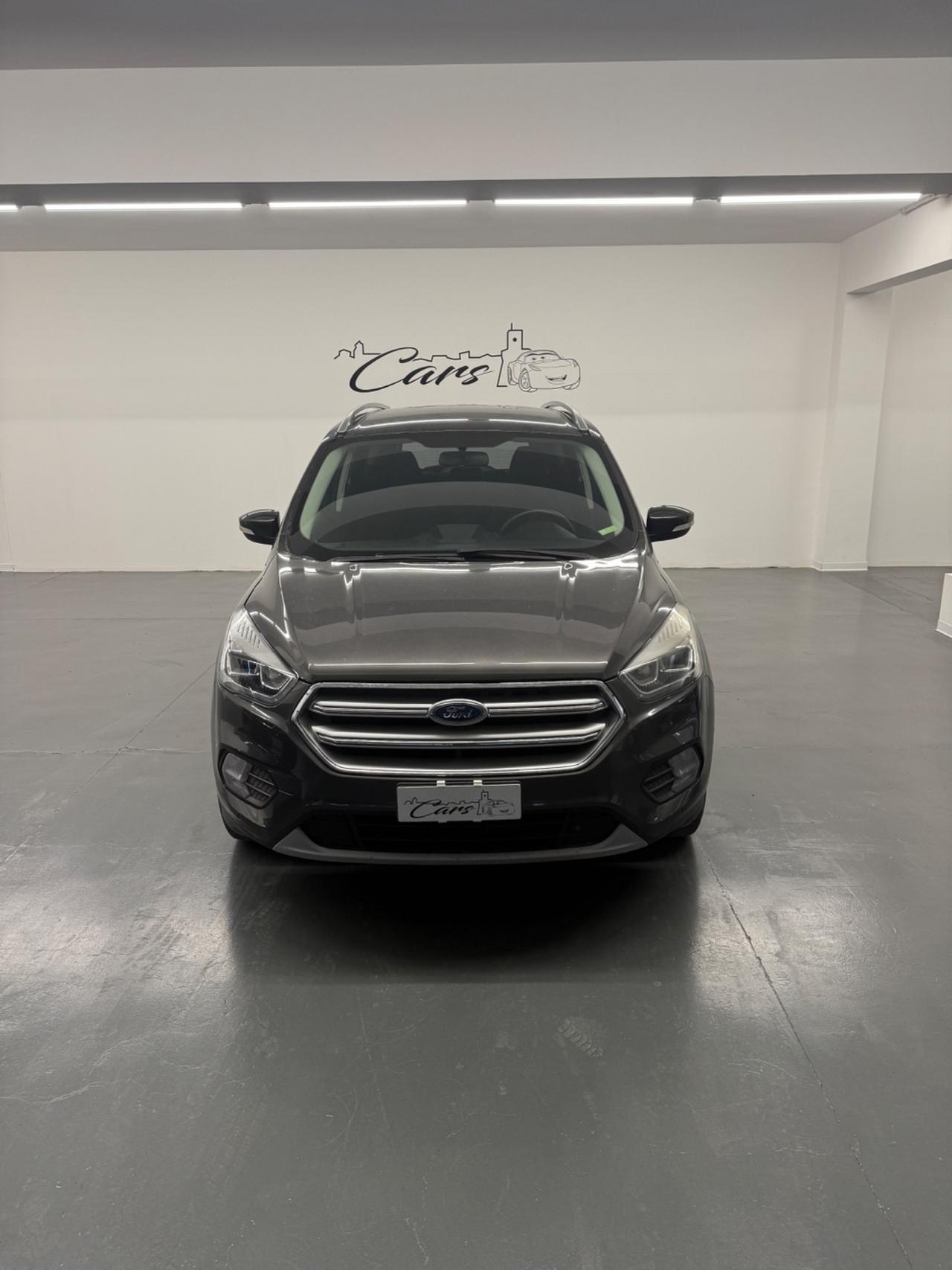 Ford Kuga 1.5 TDCI 120 CV S&S 2WD Powershift Titanium