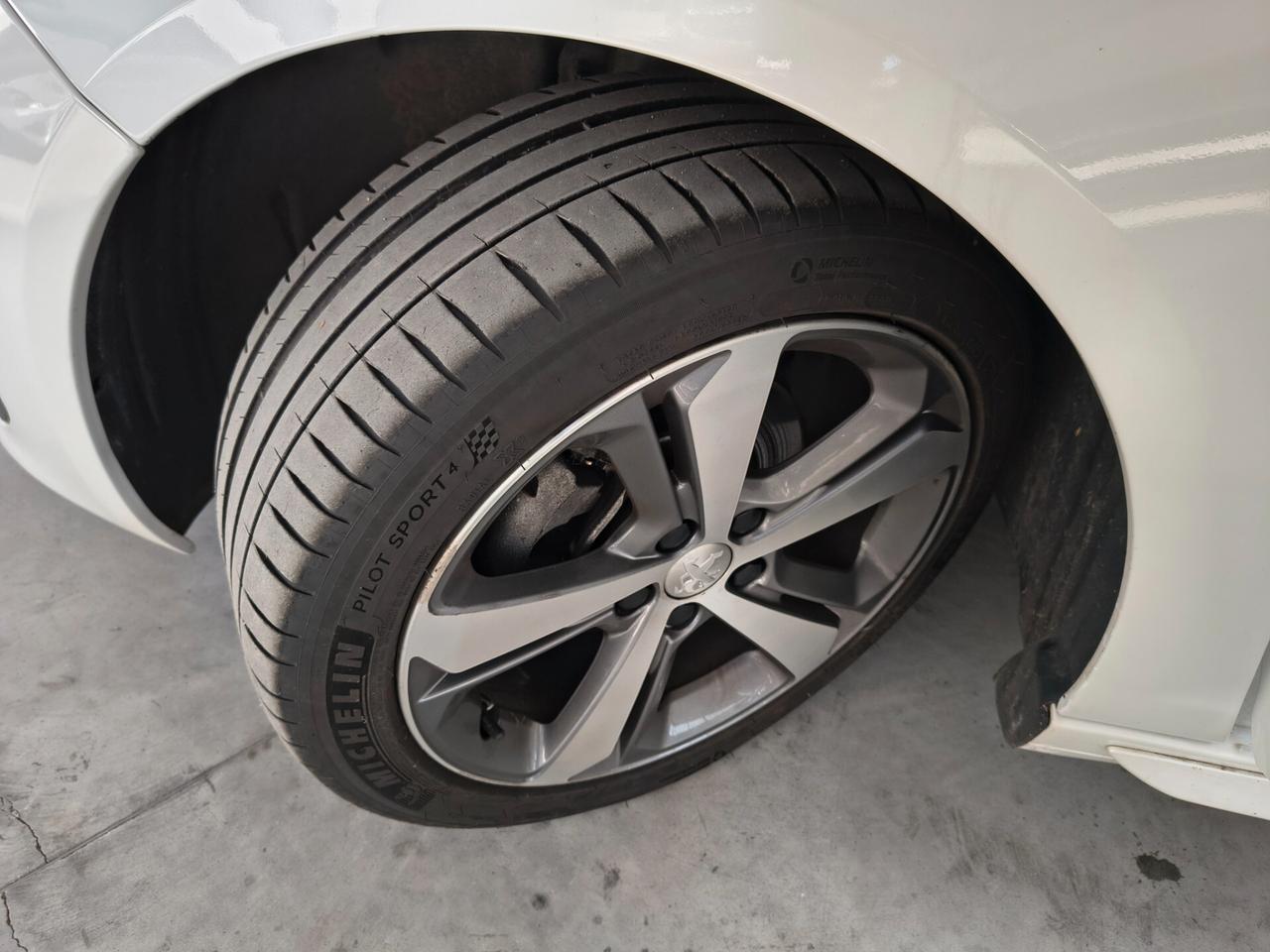 Peugeot 308 PureTech Turbo 130 S&S SW GT Line