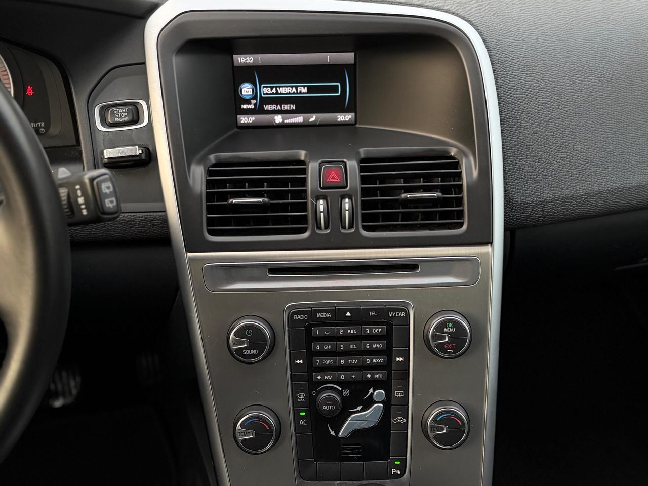 Volvo XC 60 D3 2.0 163CV 2011 - AUTOMATICA