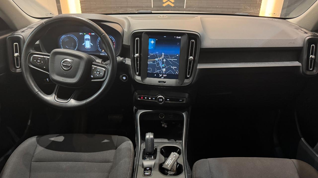 Volvo XC40 T2 1.5 140CV AUTOMATICO - 2021