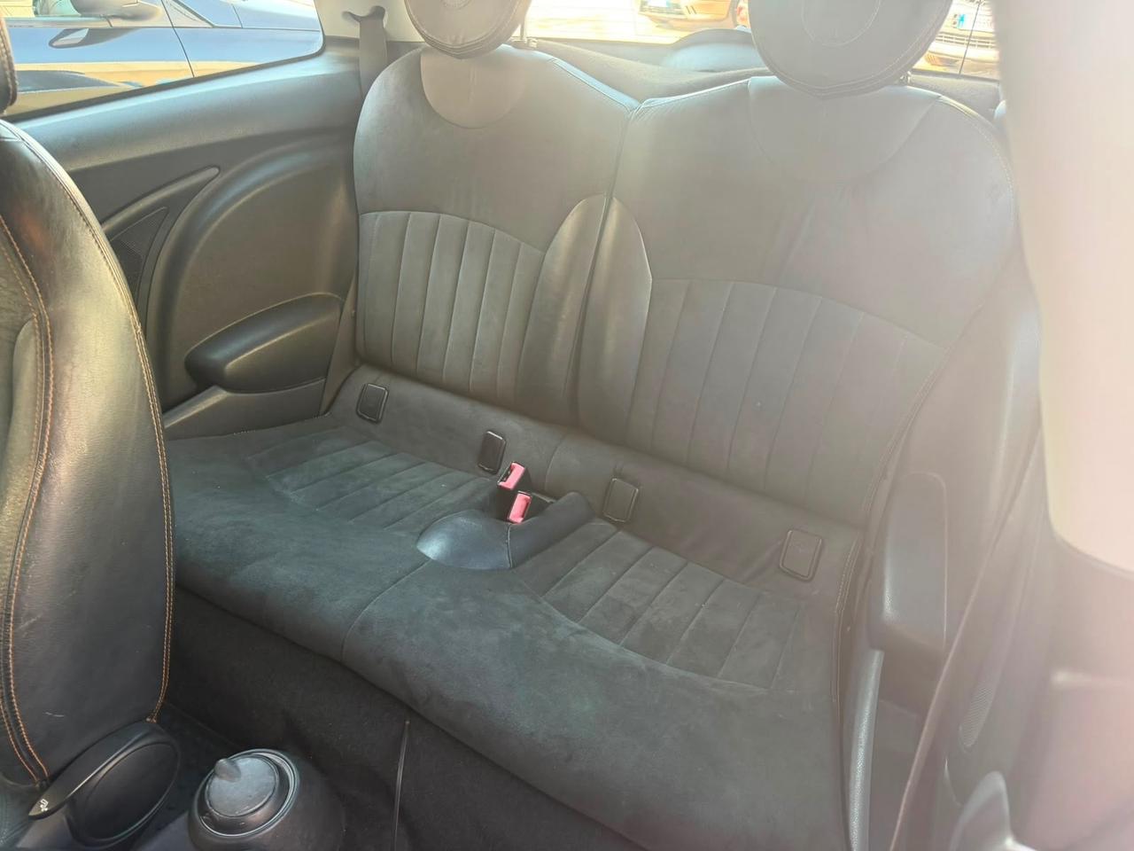 Mini 1.6 16V Cooper D