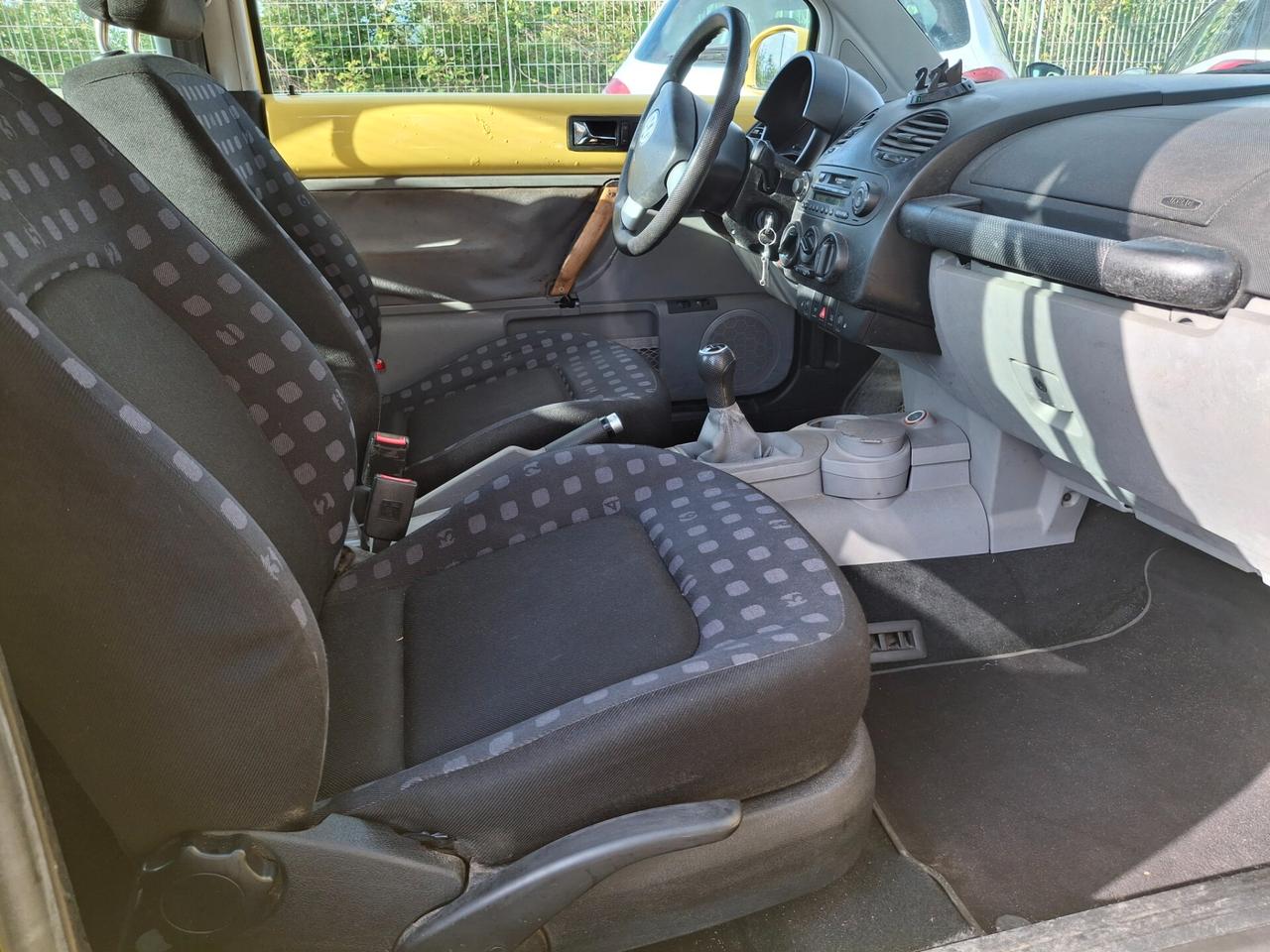 Volkswagen New Beetle 1.6 **SOLO 102mila CHILOMETRI**