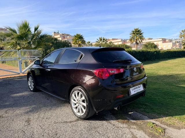 ALFA ROMEO Giulietta 2.0 JTDm-2 170 CV TCT Distinctive