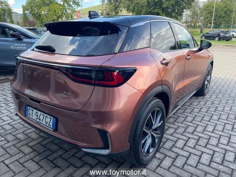 Lexus LBX Hybrid Cool