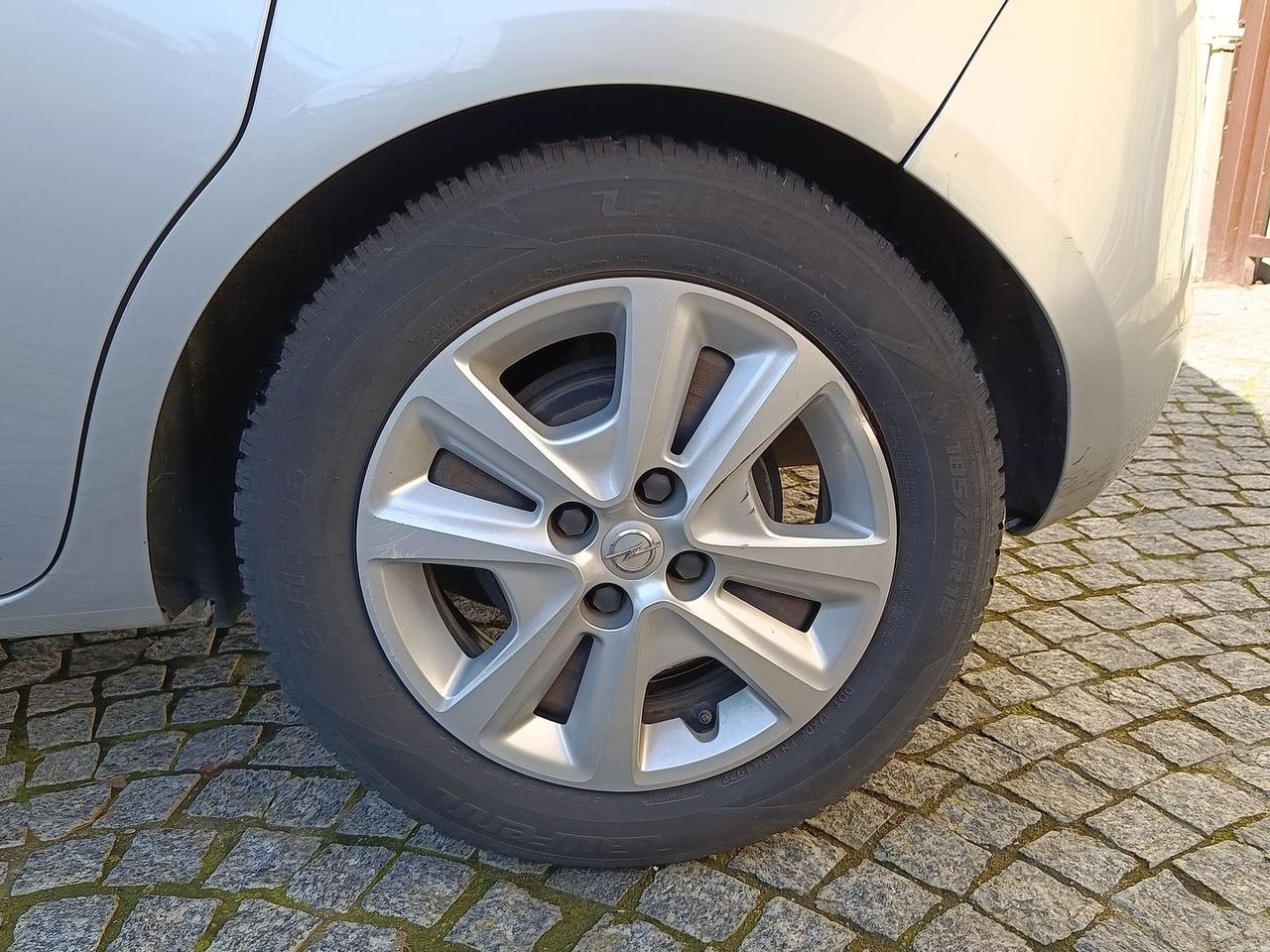 Opel Corsa B-Color 1.2 #9179