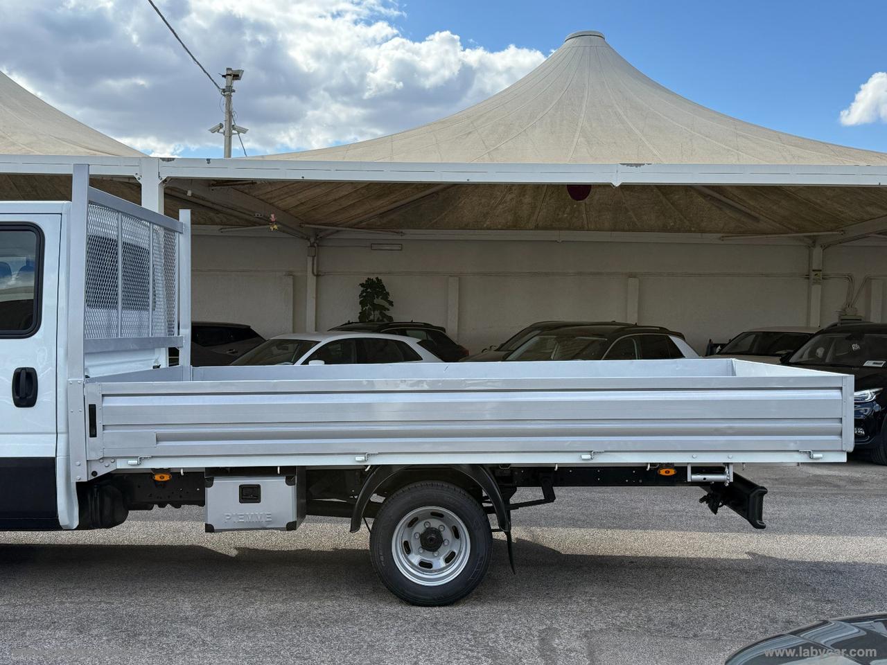 Daily 35C16D DOPPIA CABINA CASSONE FISO 4100
