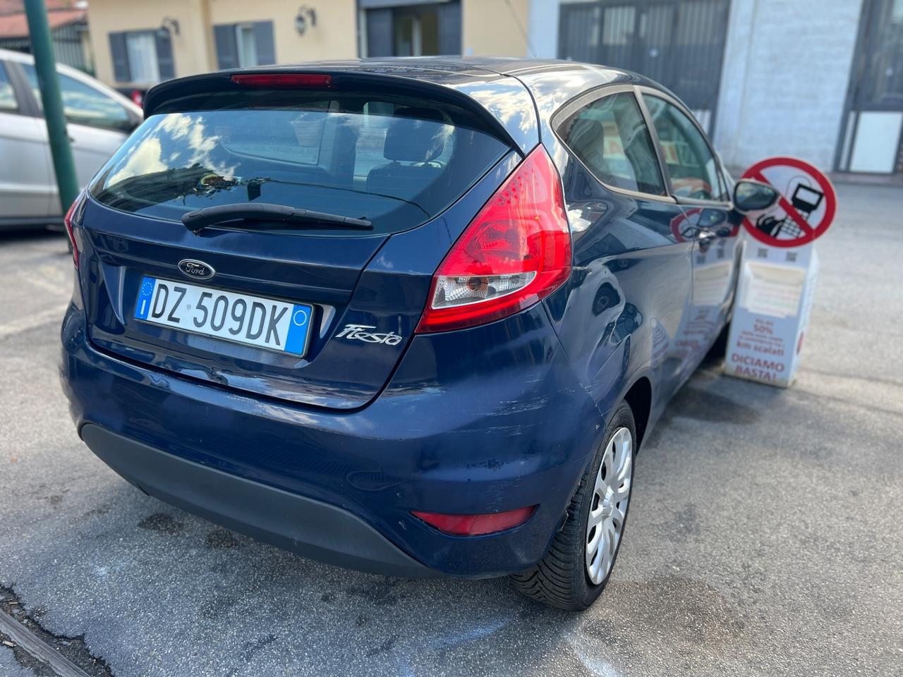 Ford Fiesta 1.4 Benzina/Gpl Anno 2010 Km 175,000