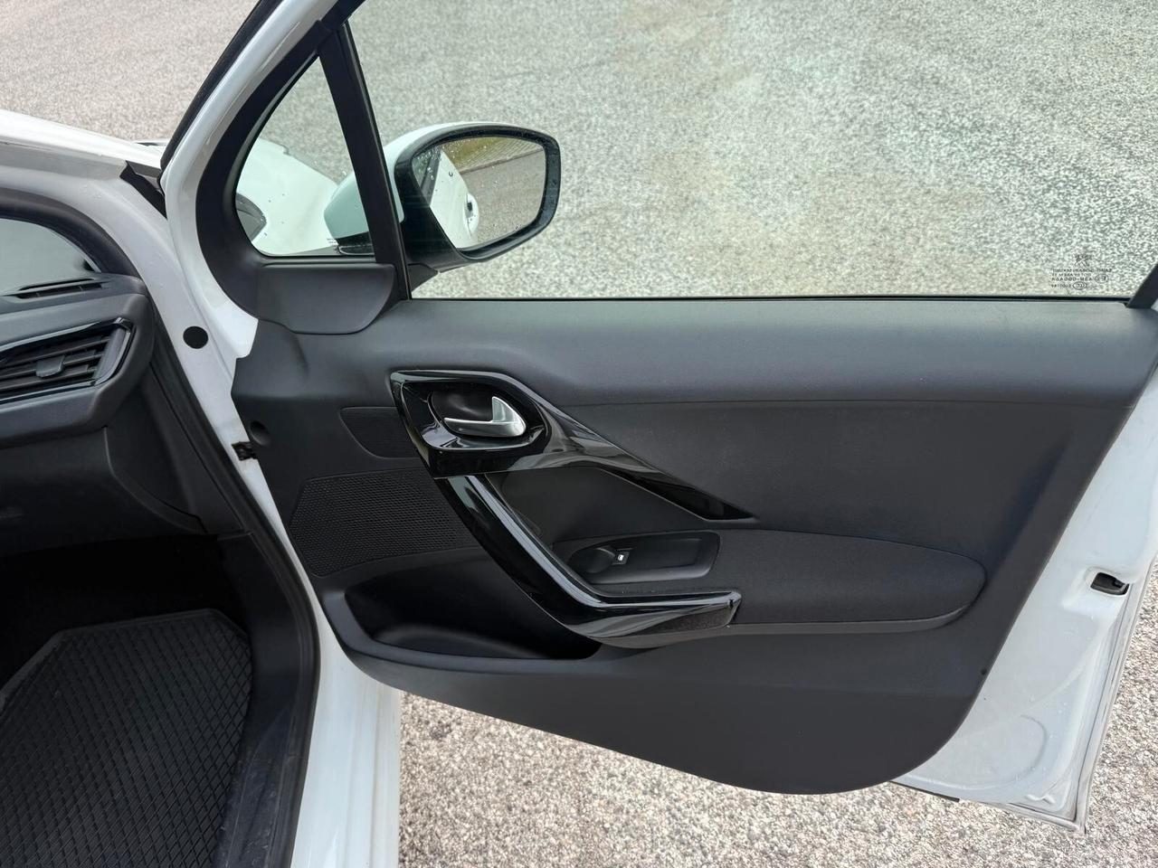 Peugeot 208 BlueHDi 75 5 porte Allure