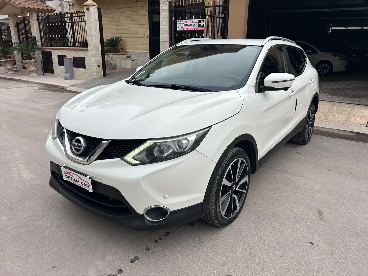Nissan Qashqai 1.6 dCi 4WD 360