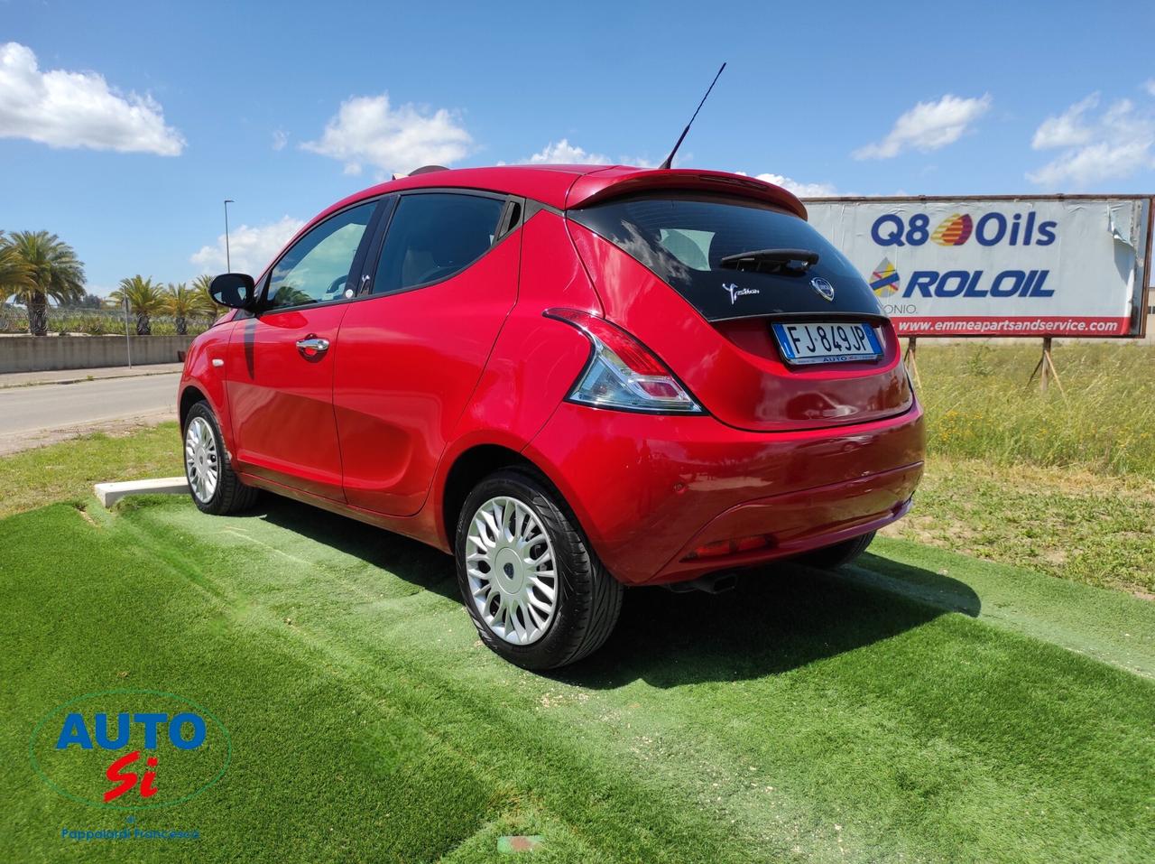 Lancia Ypsilon 1.3 Mjet - 95cv NEOPATENTATI