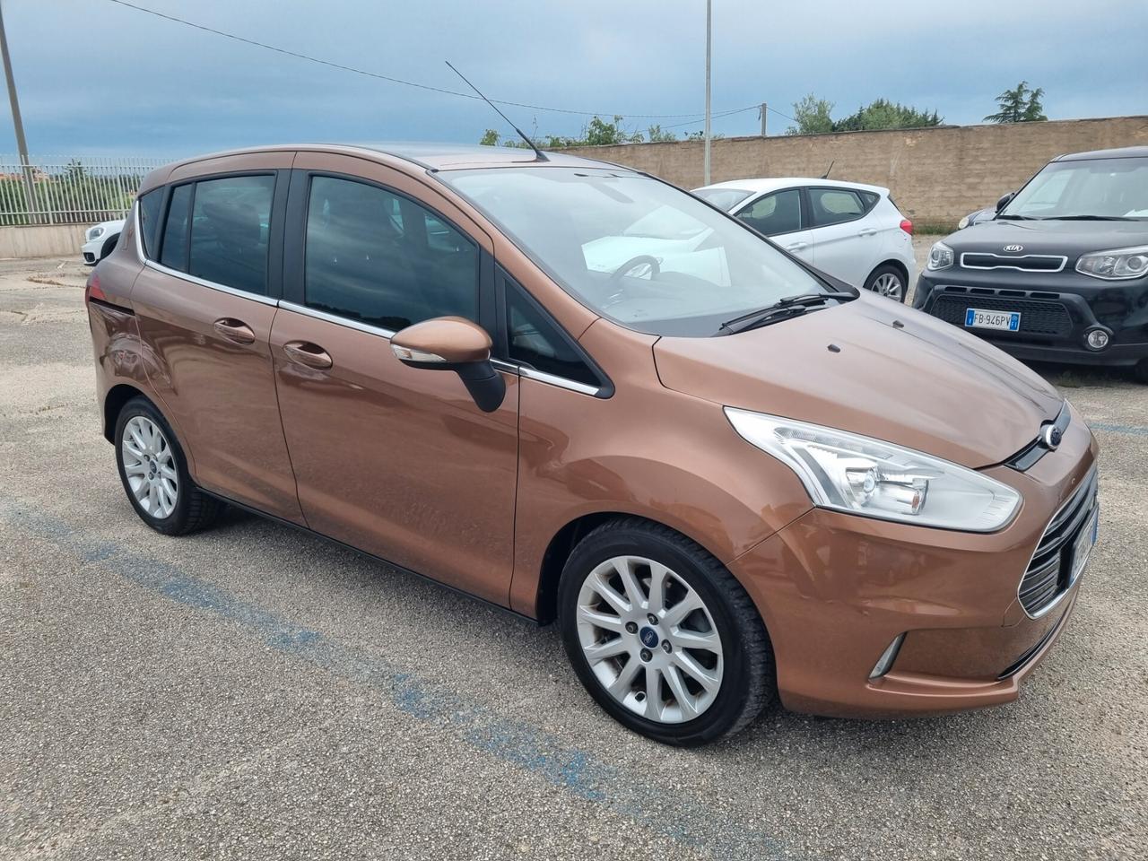 Ford B-Max 1.6 TDCi 95 CV Titanium TETTO PANORAMICO