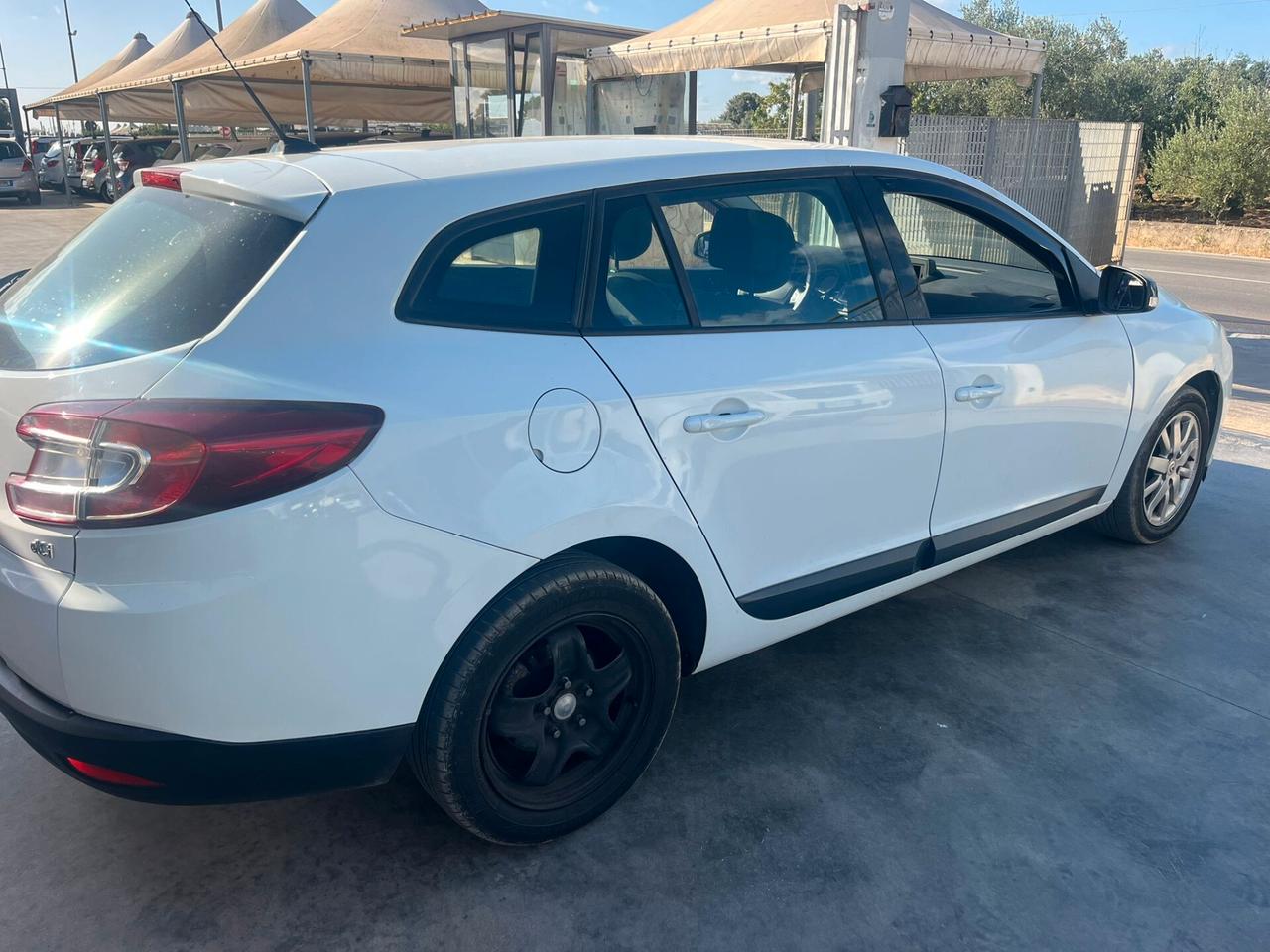 Renault Mégane 1.5 dCi 110CV CAMBIO AUTOMATICO