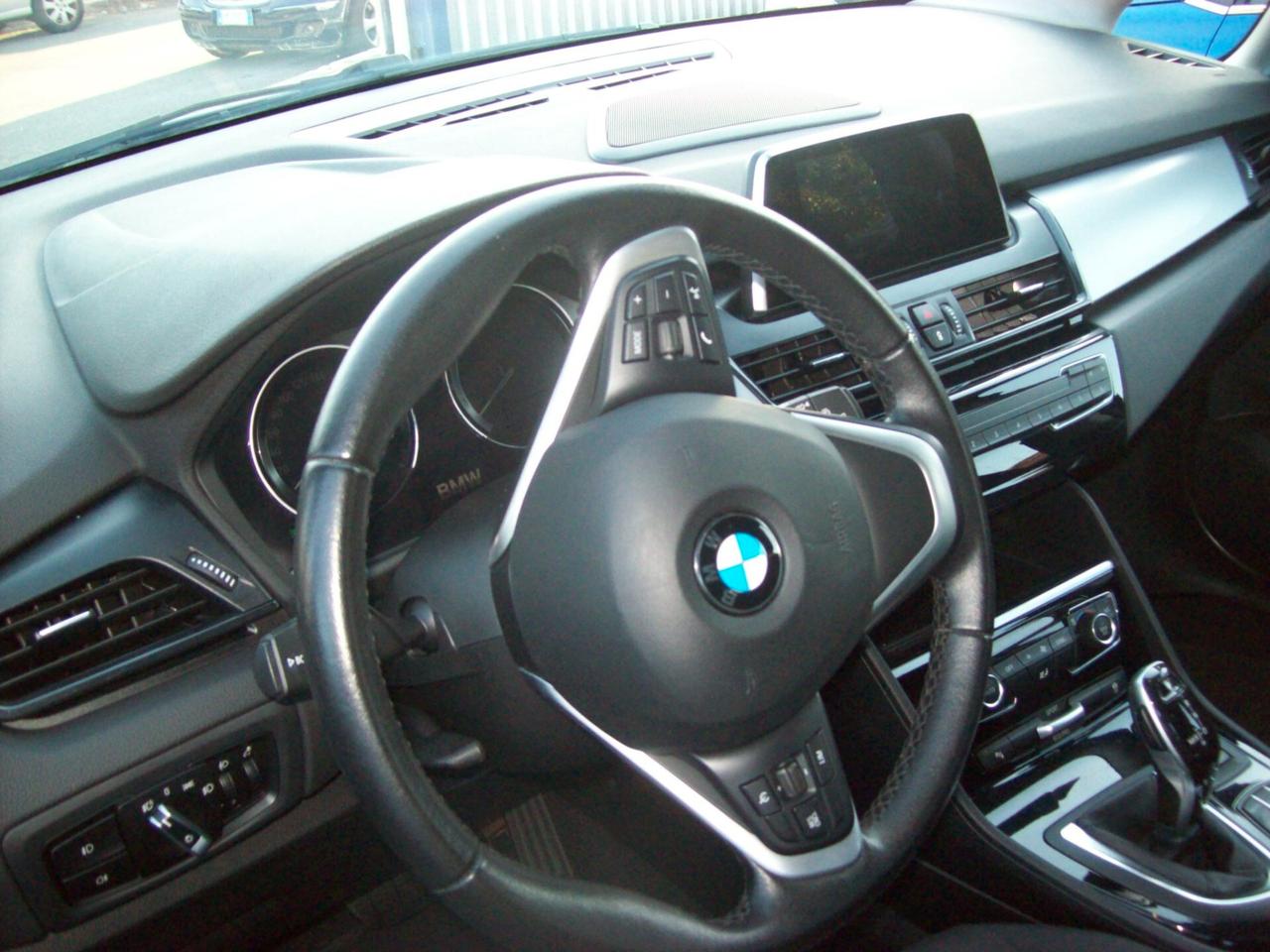 Bmw Serie 2 Gran Tourer 220d Business aut.