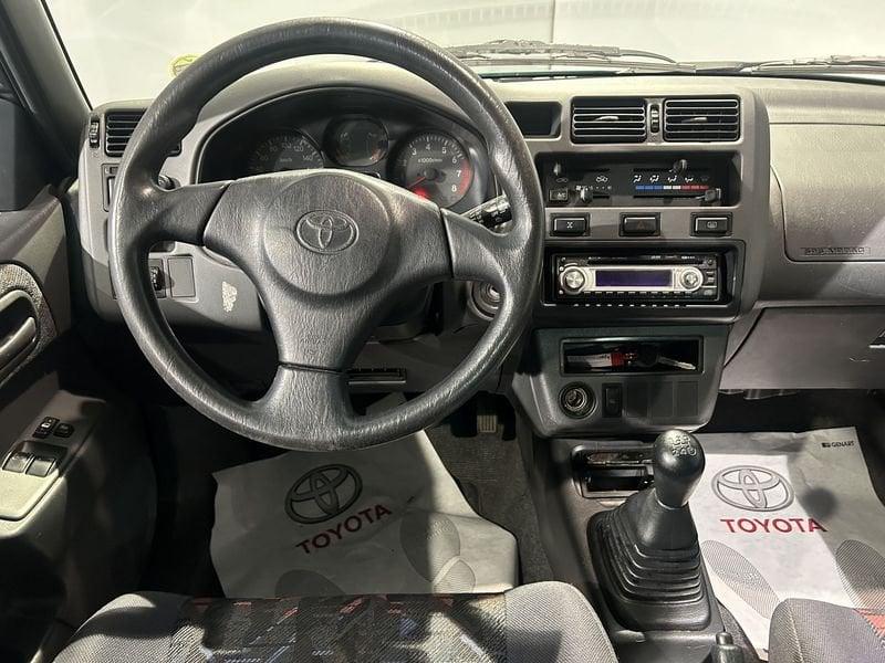 Toyota RAV4 2.0i 16V cat 3 porte Fun 4x4 + CERCHI IN LEGA + AUTORADIO