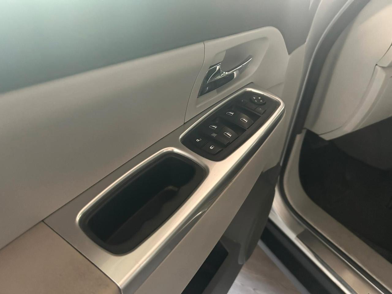 Jeep Cherokee 2.8 CRD DPF Limited Auto