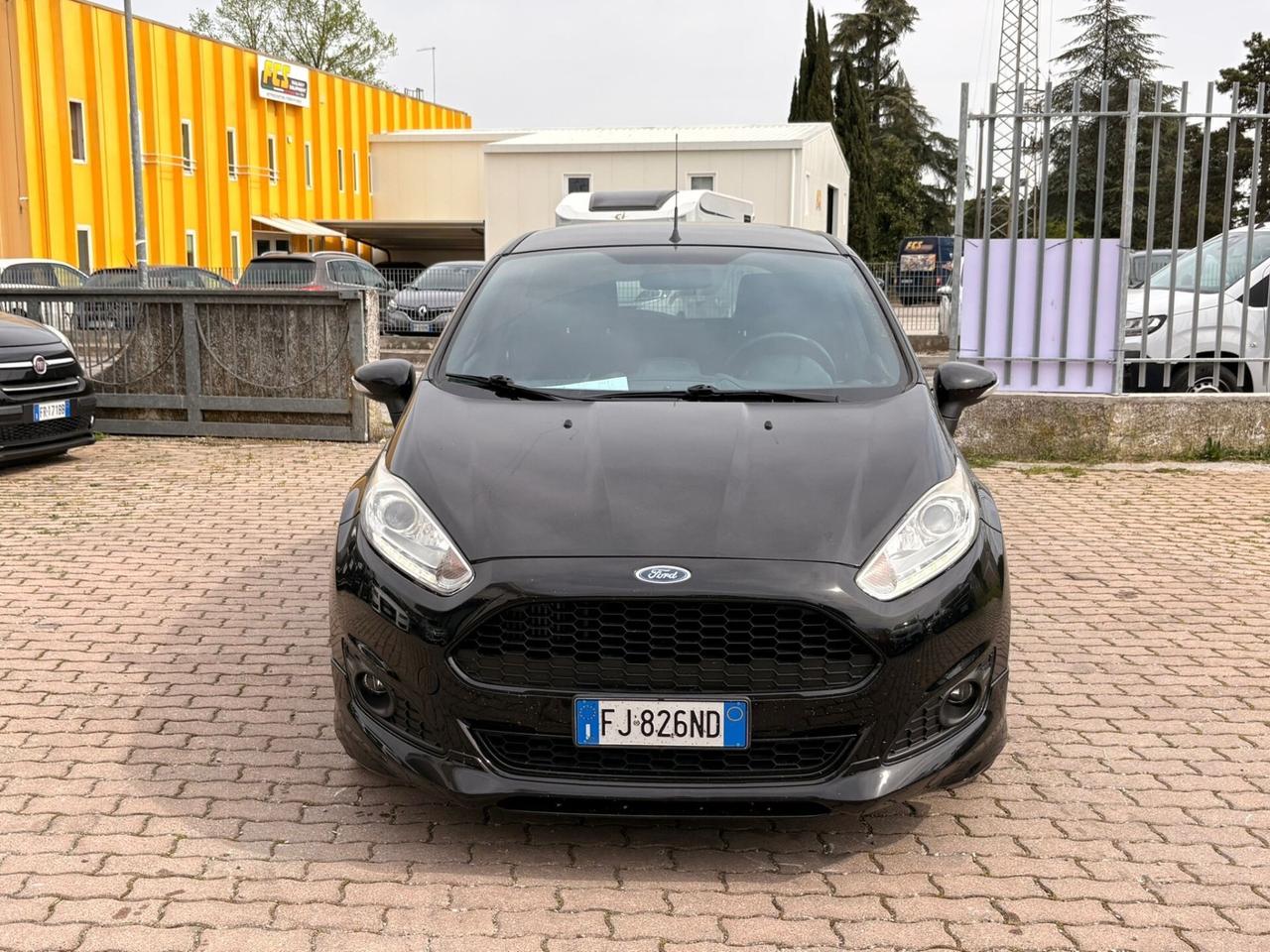 Ford Fiesta 1.5 TDCi 75CV 5 porte ST-Line